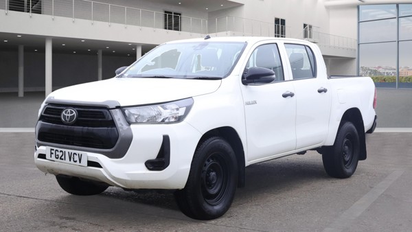 TOYOTA Hilux